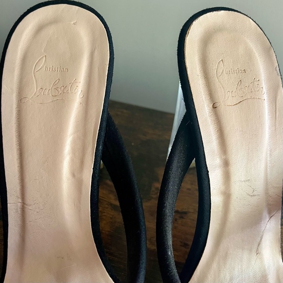 •SOLD•| Christian Louboutin| Vintage Black Red Bottom Glass 4” Sandals Size 38/8 - Picture 4 of 14